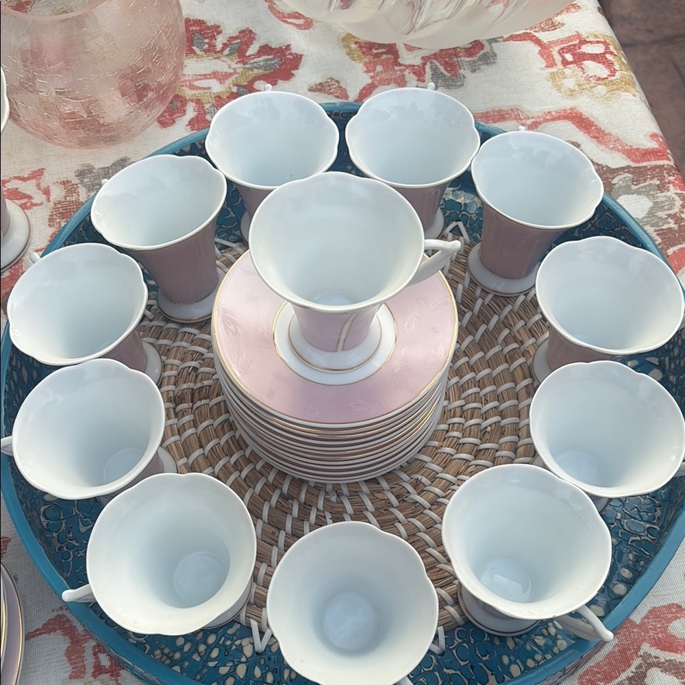 Elegant Vintage Pink and Gold espresso Cup Set set of 12. Designed by Yedi. - Picture 2 of 7